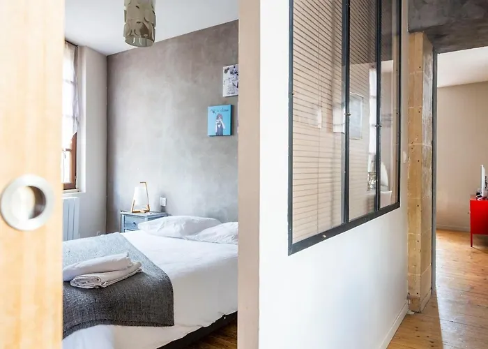 Pour 2, Place Saint-sauveur Appartamento *