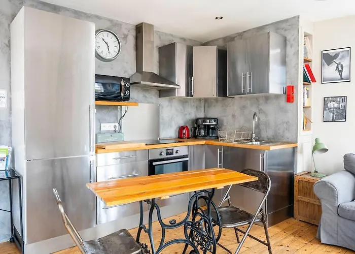 Pour 2, Place Saint-sauveur Appartamento *